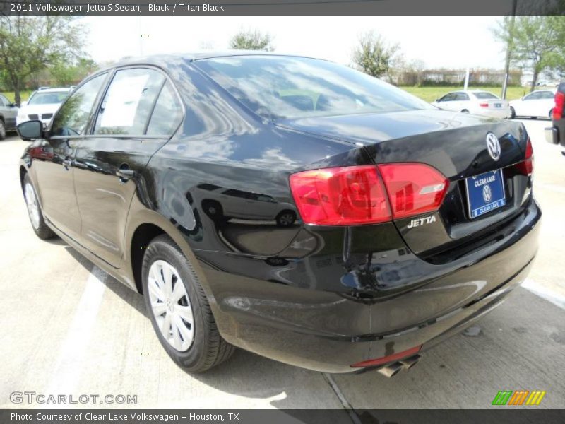 Black / Titan Black 2011 Volkswagen Jetta S Sedan