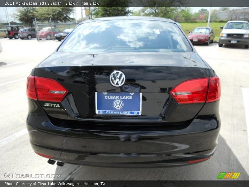 Black / Titan Black 2011 Volkswagen Jetta S Sedan