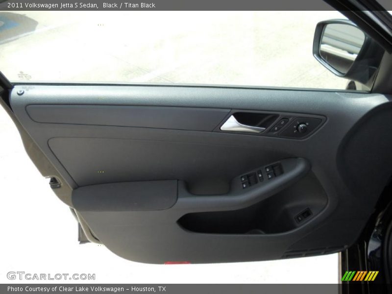 Black / Titan Black 2011 Volkswagen Jetta S Sedan