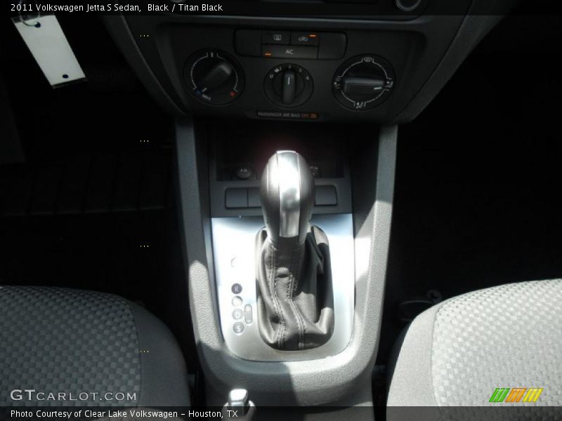 Black / Titan Black 2011 Volkswagen Jetta S Sedan