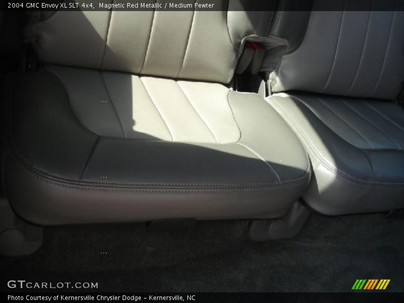 Magnetic Red Metallic / Medium Pewter 2004 GMC Envoy XL SLT 4x4