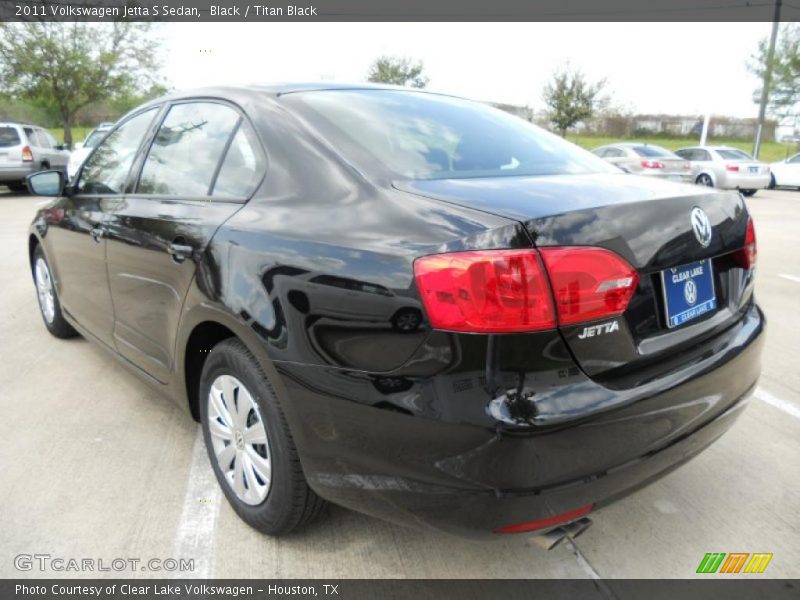 Black / Titan Black 2011 Volkswagen Jetta S Sedan