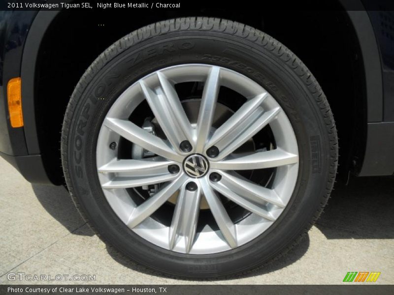 Night Blue Metallic / Charcoal 2011 Volkswagen Tiguan SEL