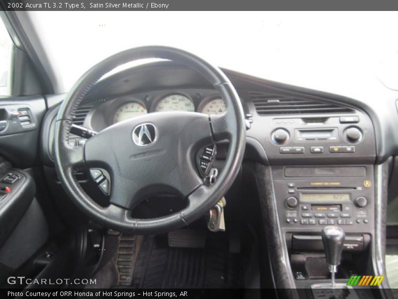 Dashboard of 2002 TL 3.2 Type S