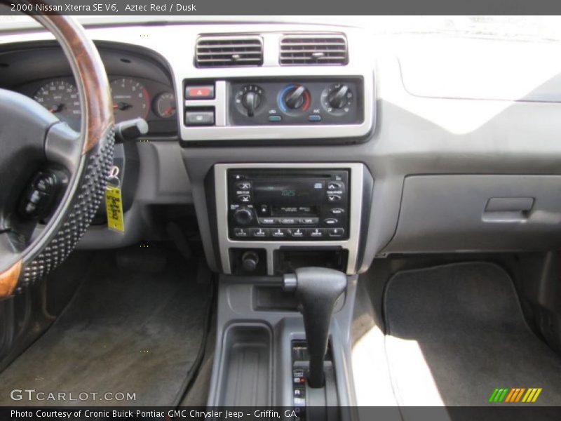 Aztec Red / Dusk 2000 Nissan Xterra SE V6