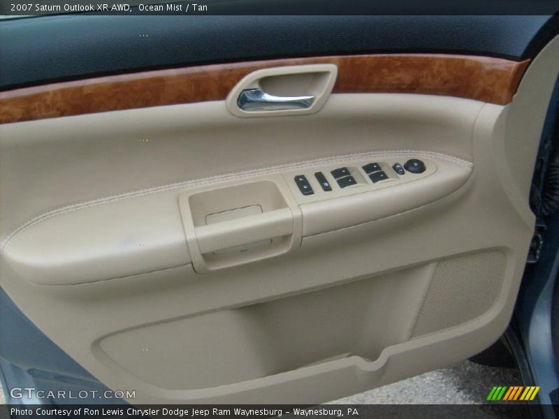Ocean Mist / Tan 2007 Saturn Outlook XR AWD