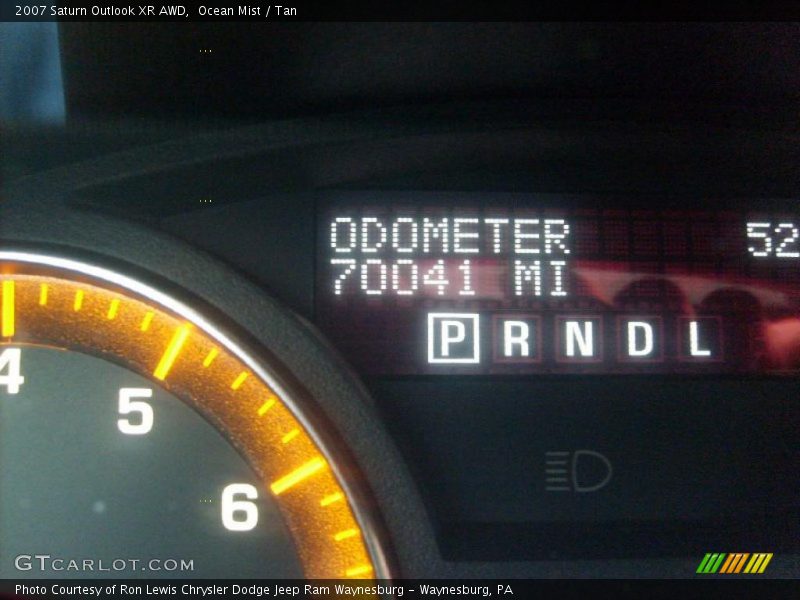 Ocean Mist / Tan 2007 Saturn Outlook XR AWD