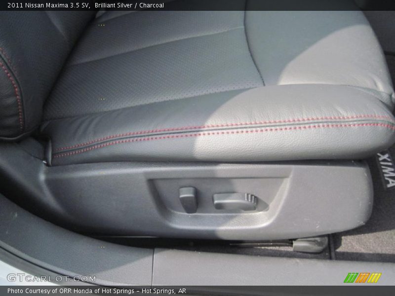 Brilliant Silver / Charcoal 2011 Nissan Maxima 3.5 SV