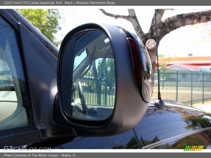 Black / Medium Parchment Beige 2003 Ford F150 Lariat SuperCab 4x4