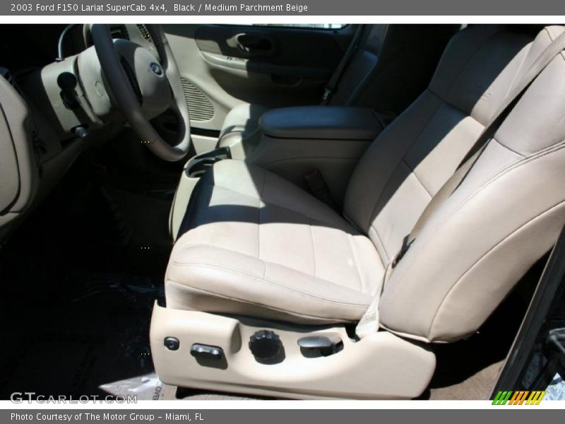 Black / Medium Parchment Beige 2003 Ford F150 Lariat SuperCab 4x4
