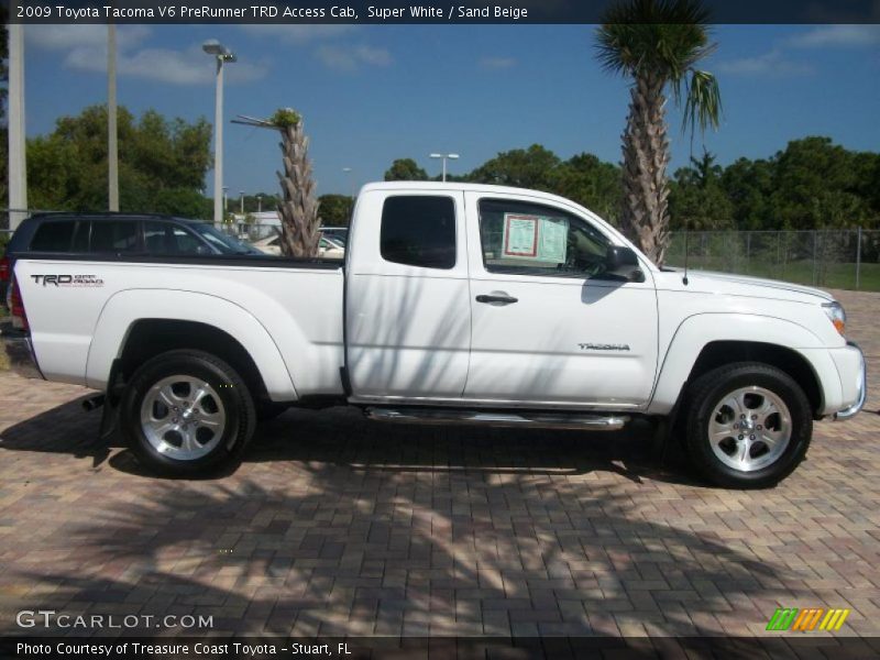 Super White / Sand Beige 2009 Toyota Tacoma V6 PreRunner TRD Access Cab