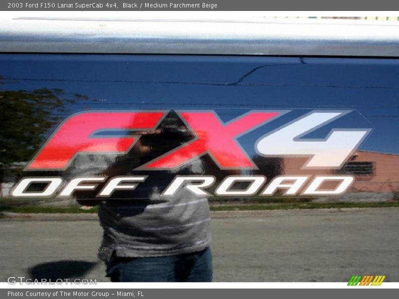 Black / Medium Parchment Beige 2003 Ford F150 Lariat SuperCab 4x4