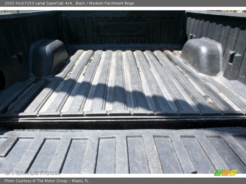 Black / Medium Parchment Beige 2003 Ford F150 Lariat SuperCab 4x4