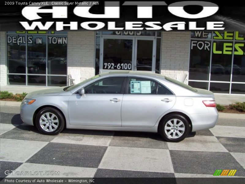 Classic Silver Metallic / Ash 2009 Toyota Camry XLE
