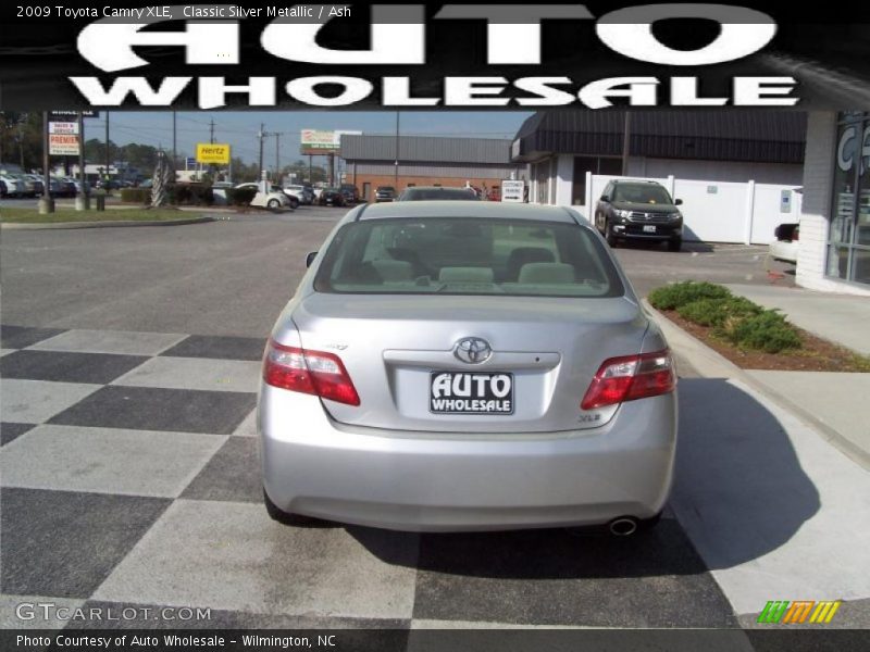 Classic Silver Metallic / Ash 2009 Toyota Camry XLE