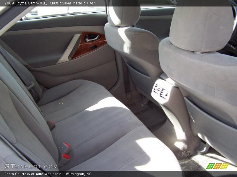 Classic Silver Metallic / Ash 2009 Toyota Camry XLE