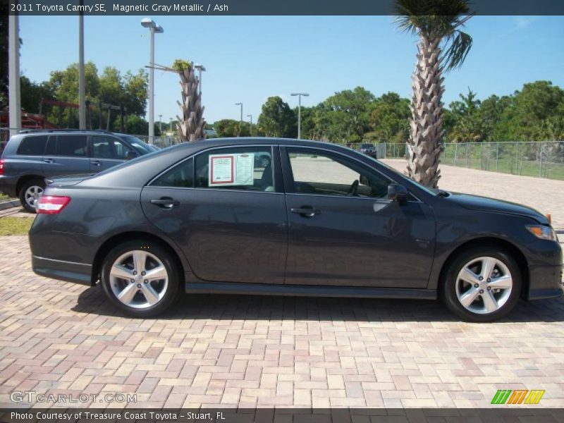 Magnetic Gray Metallic / Ash 2011 Toyota Camry SE