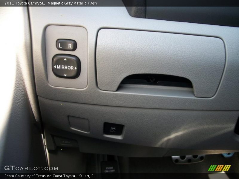 Magnetic Gray Metallic / Ash 2011 Toyota Camry SE