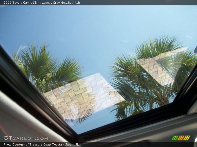 Magnetic Gray Metallic / Ash 2011 Toyota Camry SE