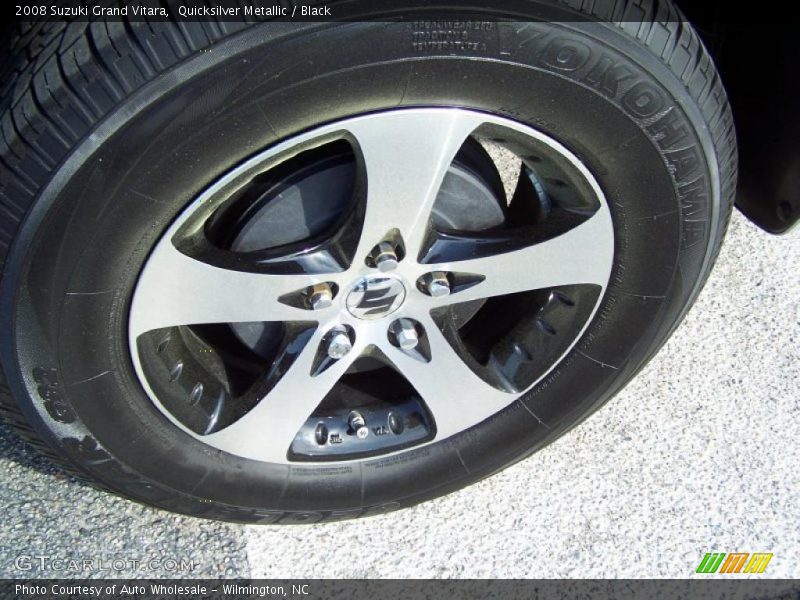 Quicksilver Metallic / Black 2008 Suzuki Grand Vitara