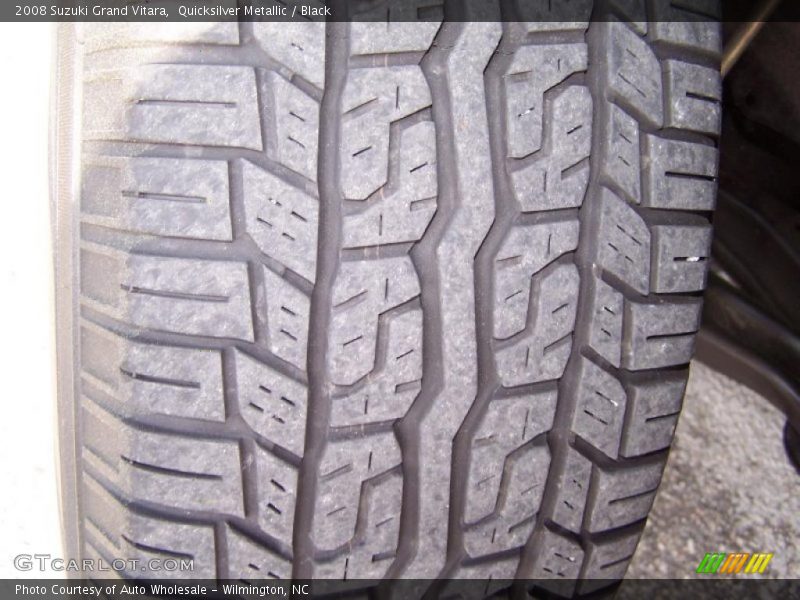 Quicksilver Metallic / Black 2008 Suzuki Grand Vitara