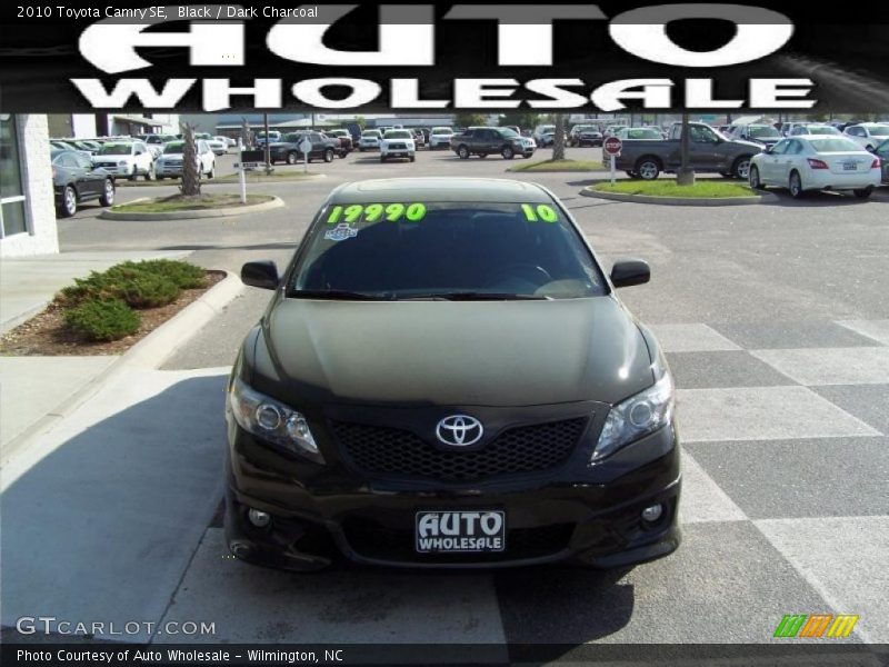 Black / Dark Charcoal 2010 Toyota Camry SE