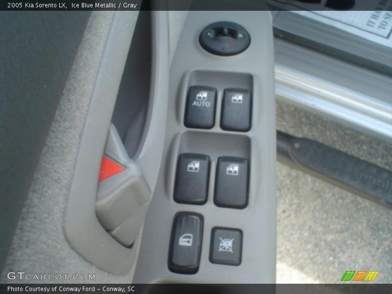 Ice Blue Metallic / Gray 2005 Kia Sorento LX