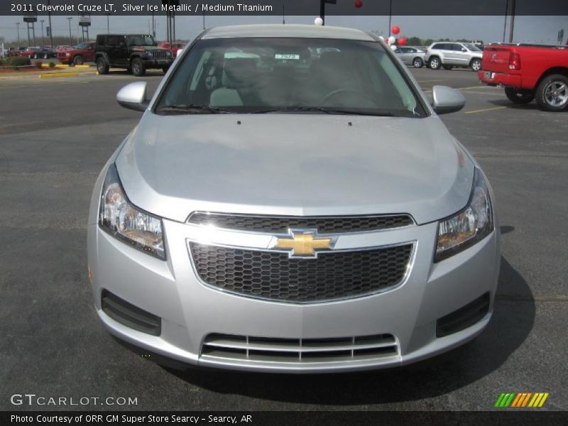 Silver Ice Metallic / Medium Titanium 2011 Chevrolet Cruze LT
