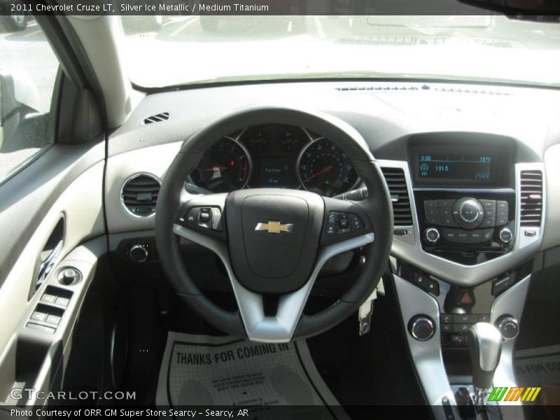 Silver Ice Metallic / Medium Titanium 2011 Chevrolet Cruze LT