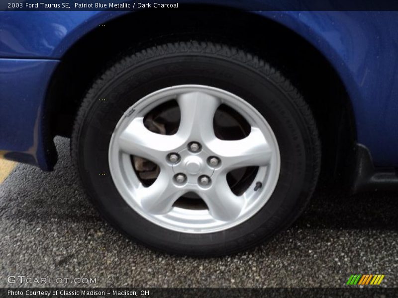  2003 Taurus SE Wheel