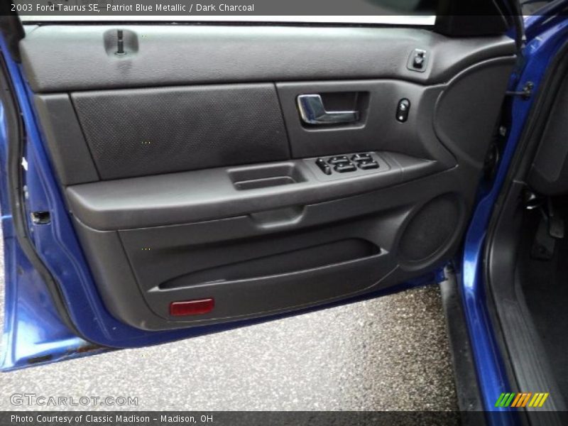Door Panel of 2003 Taurus SE