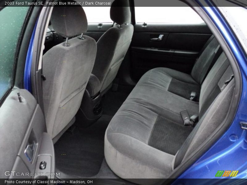  2003 Taurus SE Dark Charcoal Interior