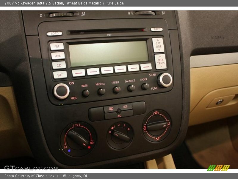 Wheat Beige Metallic / Pure Beige 2007 Volkswagen Jetta 2.5 Sedan