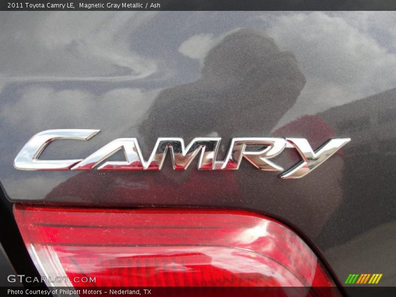 Magnetic Gray Metallic / Ash 2011 Toyota Camry LE