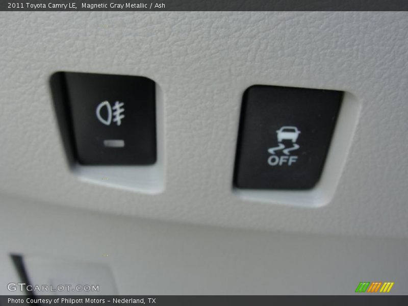Magnetic Gray Metallic / Ash 2011 Toyota Camry LE