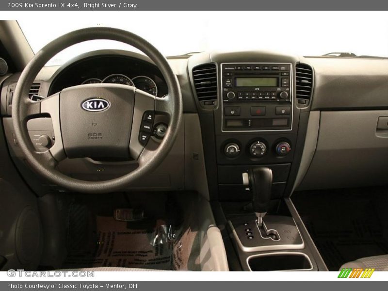 Bright Silver / Gray 2009 Kia Sorento LX 4x4