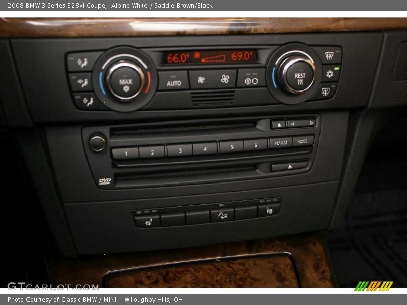 Controls of 2008 3 Series 328xi Coupe