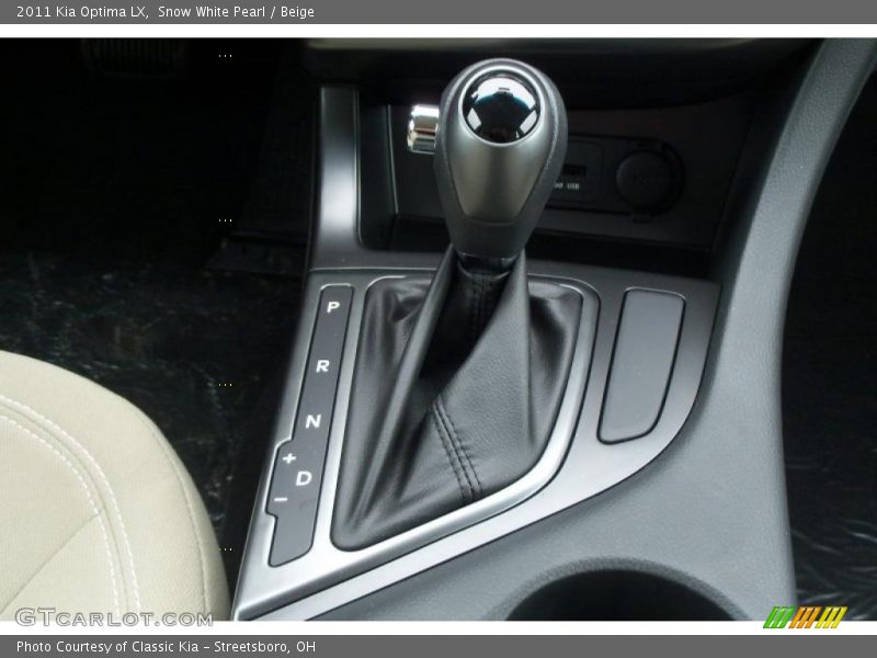 Snow White Pearl / Beige 2011 Kia Optima LX