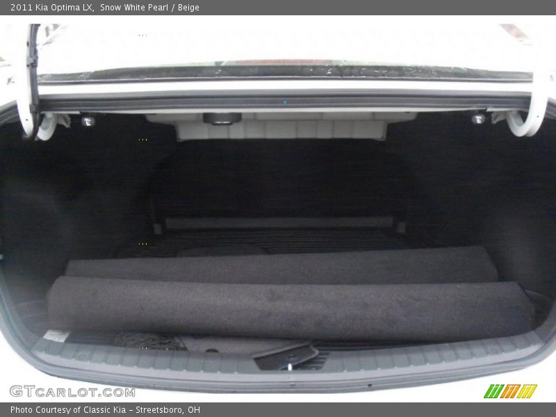 Snow White Pearl / Beige 2011 Kia Optima LX