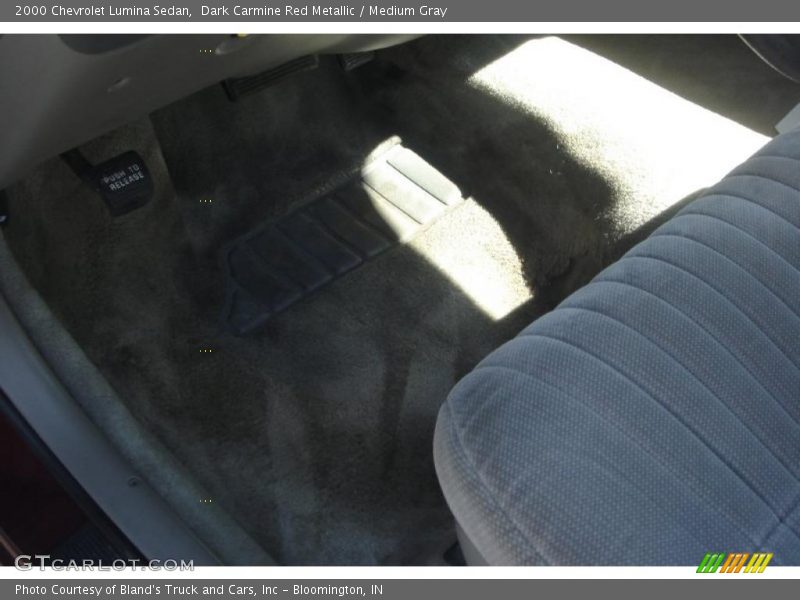 Dark Carmine Red Metallic / Medium Gray 2000 Chevrolet Lumina Sedan
