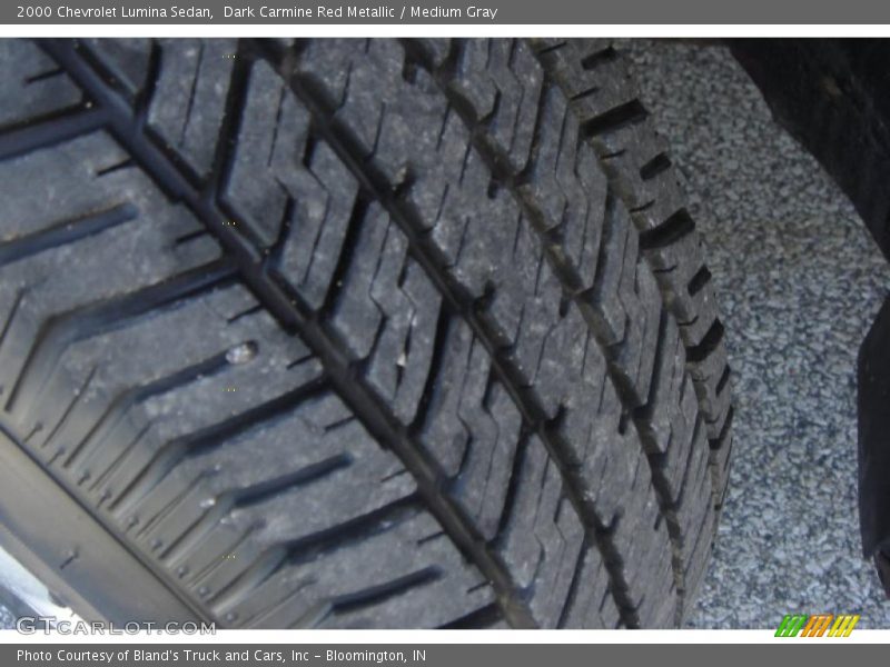 Dark Carmine Red Metallic / Medium Gray 2000 Chevrolet Lumina Sedan
