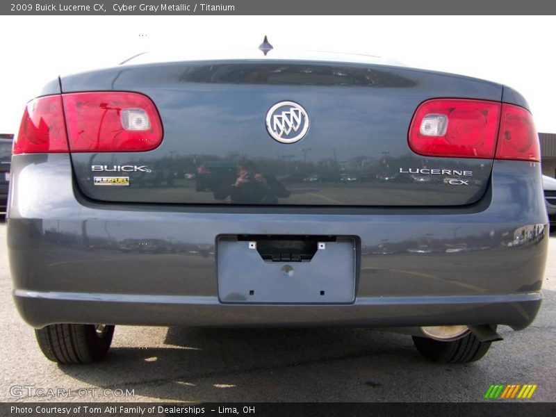 Cyber Gray Metallic / Titanium 2009 Buick Lucerne CX