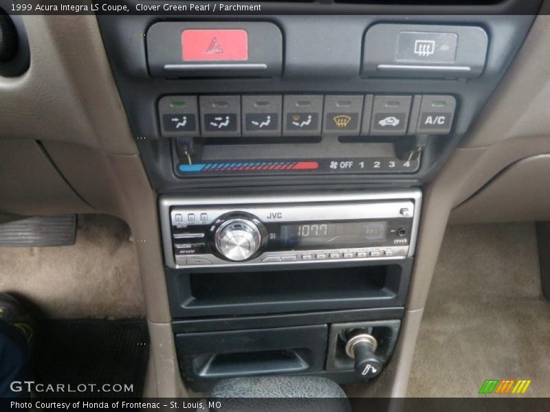 Clover Green Pearl / Parchment 1999 Acura Integra LS Coupe