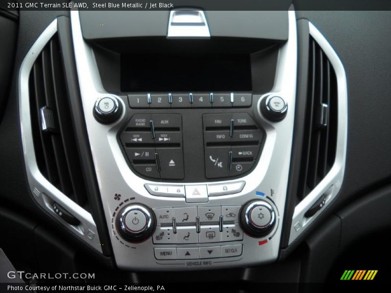 Controls of 2011 Terrain SLE AWD