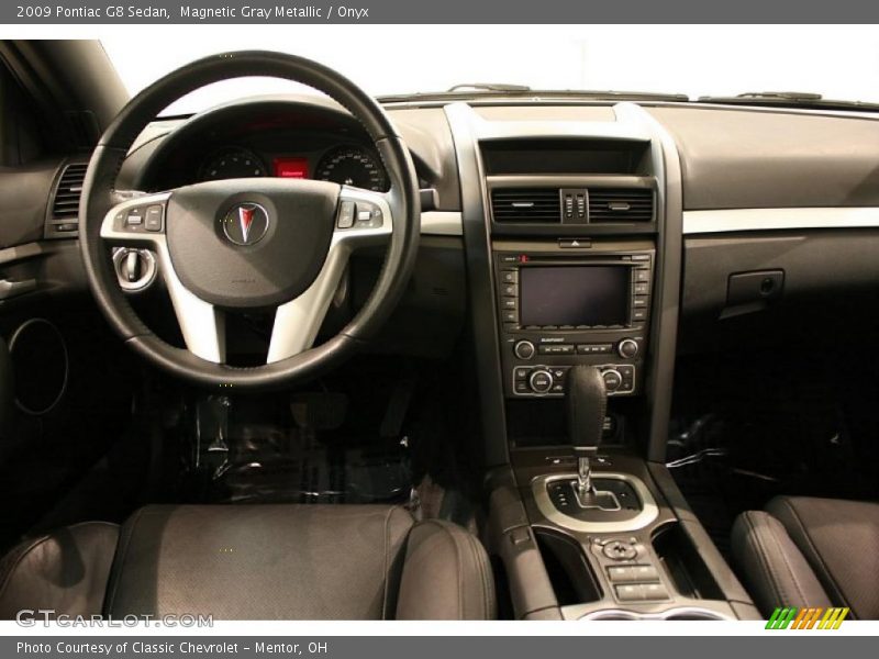 Magnetic Gray Metallic / Onyx 2009 Pontiac G8 Sedan
