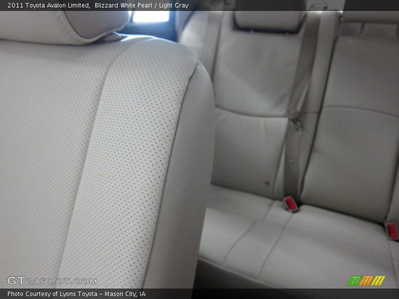 Blizzard White Pearl / Light Gray 2011 Toyota Avalon Limited