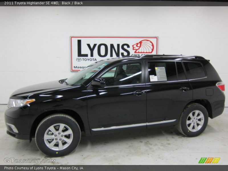 Black / Black 2011 Toyota Highlander SE 4WD