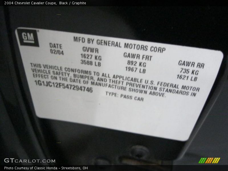 Black / Graphite 2004 Chevrolet Cavalier Coupe