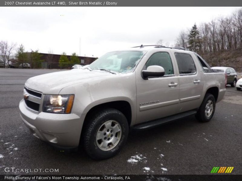 Silver Birch Metallic / Ebony 2007 Chevrolet Avalanche LT 4WD