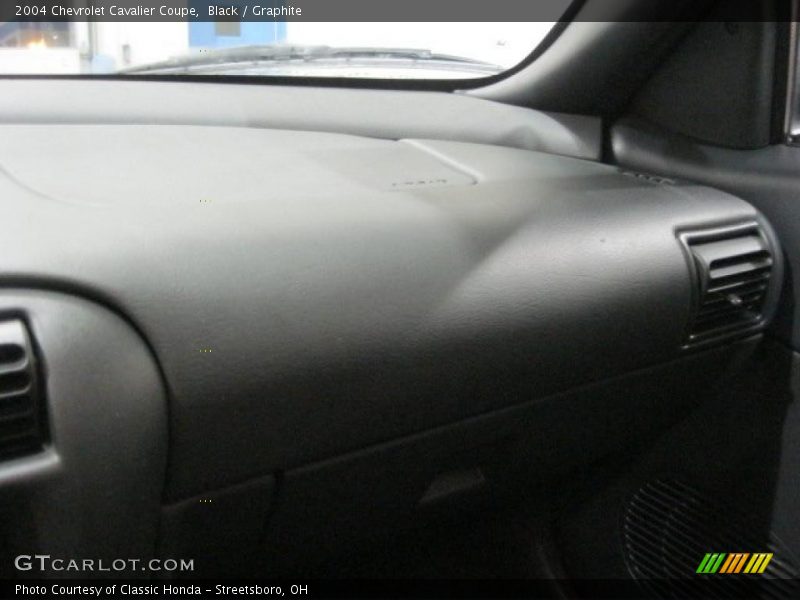 Black / Graphite 2004 Chevrolet Cavalier Coupe